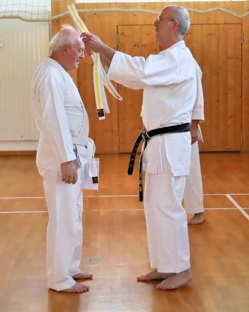 Willi Überreichung Gürtel